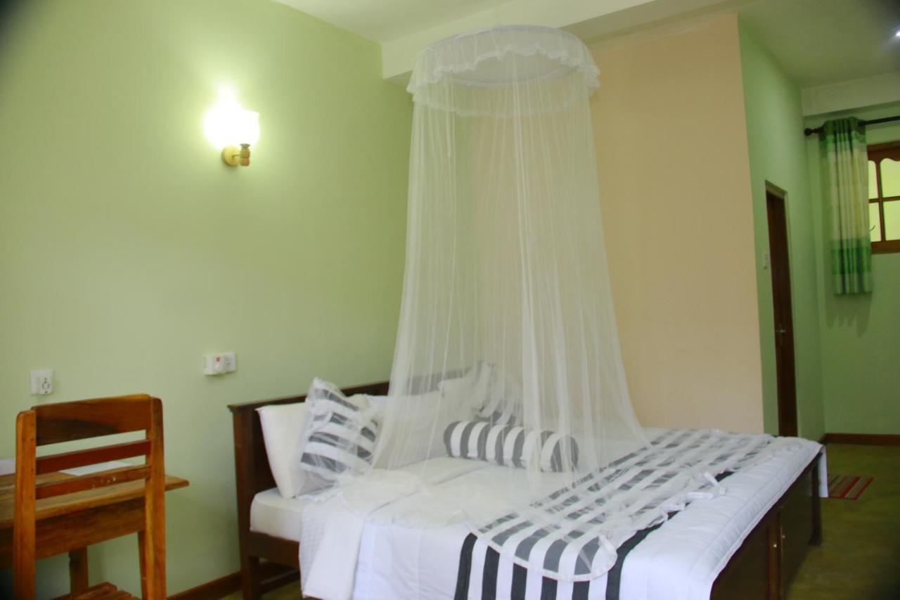 Dinaro Guest Hotel Ела Екстериор снимка