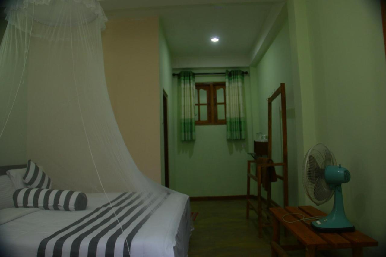 Dinaro Guest Hotel Ела Екстериор снимка